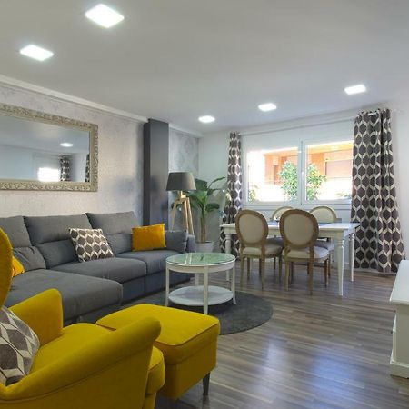 Apartment Ronda Sant Antoni Херона Екстериор снимка